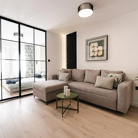 Olive Luxury Few Steps Away From The Sandy 公寓 *