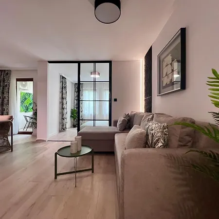 Olive Luxury Few Steps Away From The Sandy 圣弗拉斯
