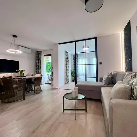 Olive Luxury Few Steps Away From The Sandy 公寓 *